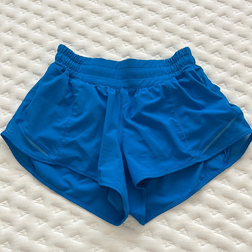 poolside blue hotty hot shorts 2.5